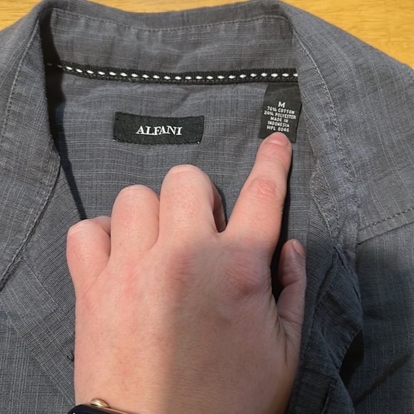 Alfani short sleeve button down - Picture 3 of 4